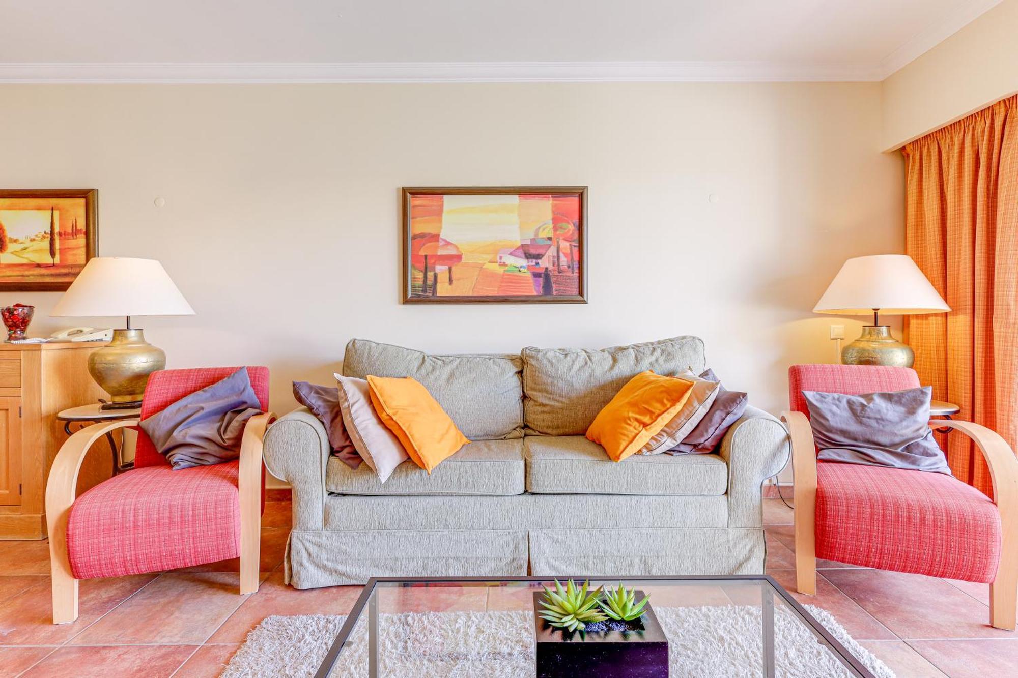 Apartment With 2 Bedrooms, 2M To The Beach Armacao de Pera Exterior photo