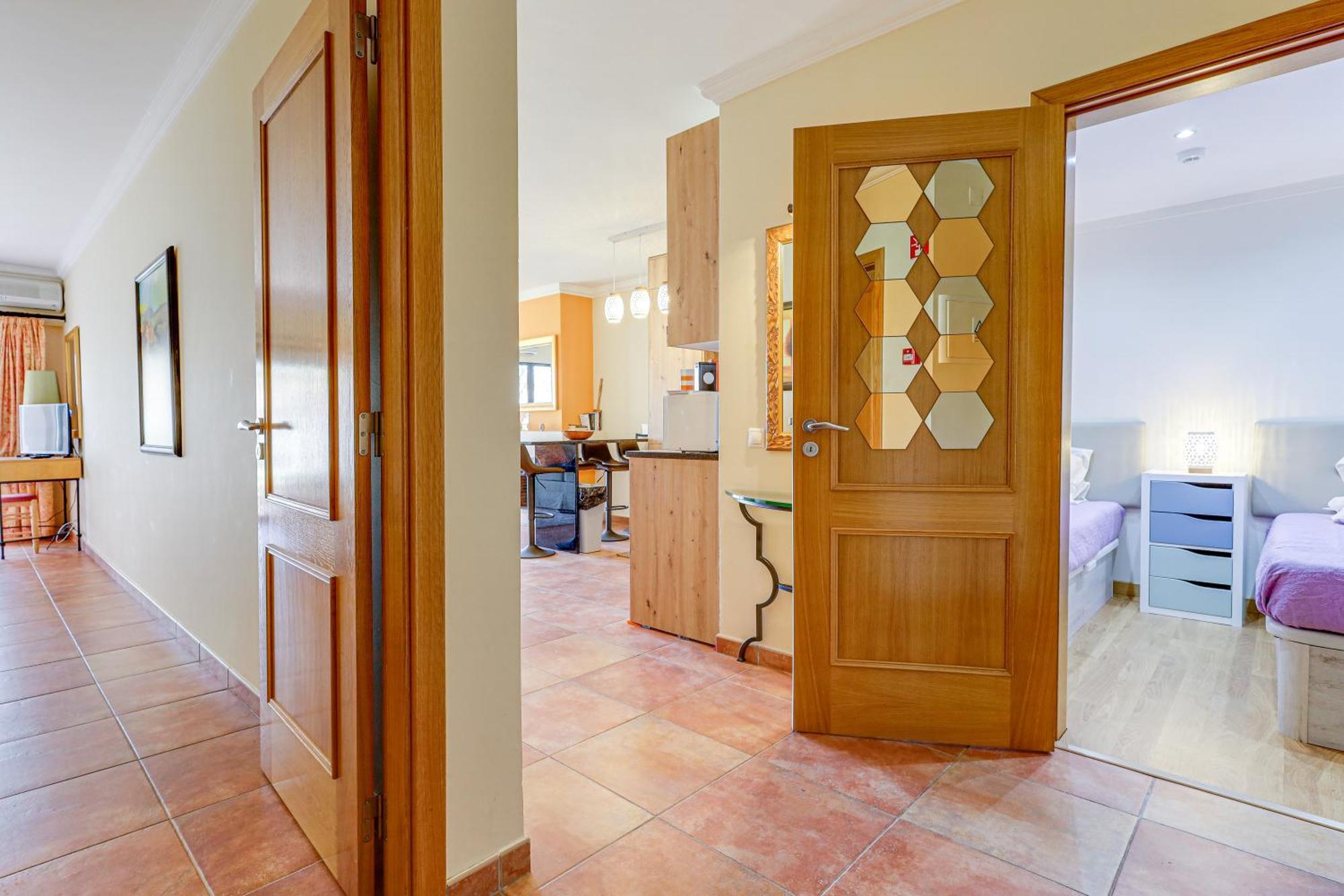 Apartment With 2 Bedrooms, 2M To The Beach Armacao de Pera Exterior photo