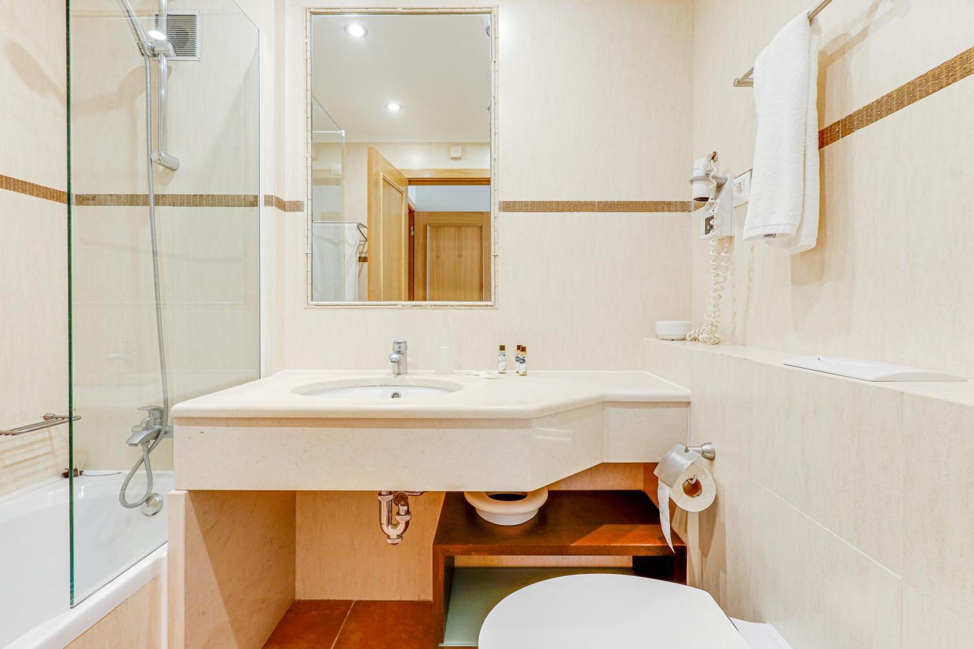 Apartment With 2 Bedrooms, 2M To The Beach Armacao de Pera Exterior photo