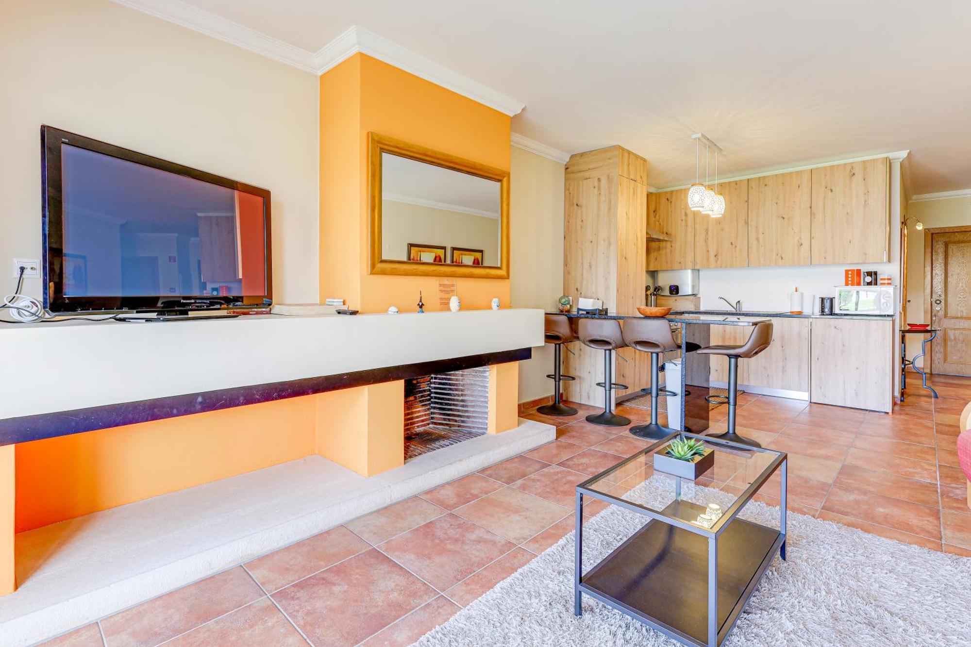 Apartment With 2 Bedrooms, 2M To The Beach Armacao de Pera Exterior photo